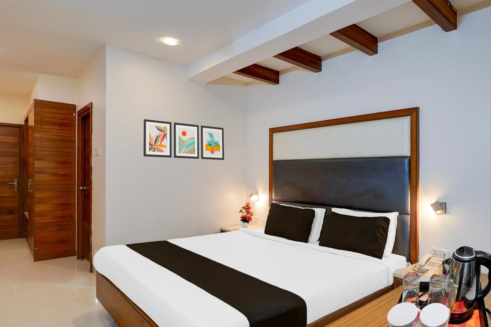Super Townhouse Arcot Road Near Kauvery Hospital Chennai Exterior foto